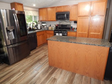 3 Bedroom, 2 Bath manufactured home on 63 acres +/-, just off Rt - photo 17