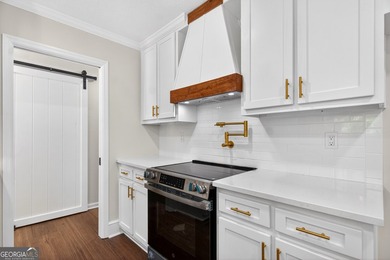 Welcome to 406 Ashford Circle- where timeless charm meets modern - photo 19