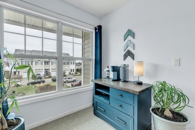 Enjoy Coastal Living in the River View ... a Beautiful and Gated - photo 19