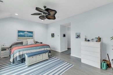 Enjoy Coastal Living in the River View ... a Beautiful and Gated - photo 21