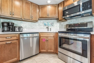Beachfront luxury condo by the sea shore! Enjoy everything the - photo 12