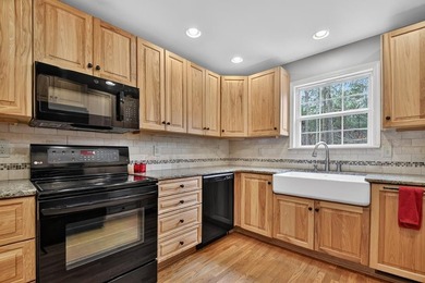 Less than a mile from Carters Lake, this charming mountain