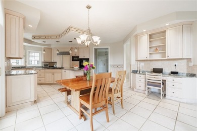 Welcome to this stunning Webster estate in the highly desired - photo 13