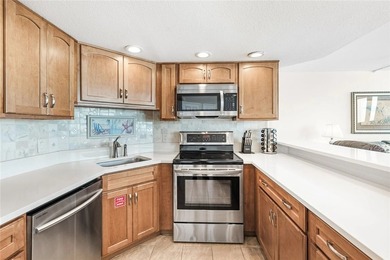Beachfront luxury condo by the sea shore! Enjoy everything the - photo 13