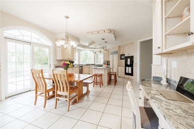 Welcome to this stunning Webster estate in the highly desired - photo 14