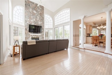 Welcome to this stunning Webster estate in the highly desired - photo 22