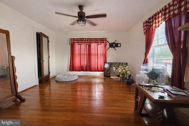 **SELLER IS OFFERING A 10,000 SELLERS CONCESSION W/ ACCEPTABLE - photo 25
