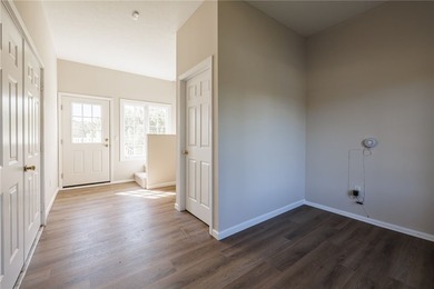Welcome to this stunning Webster estate in the highly desired - photo 40