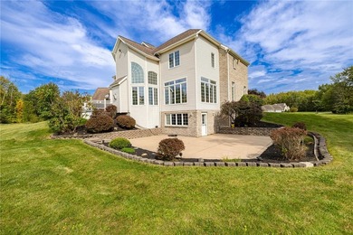 Welcome to this stunning Webster estate in the highly desired - photo 47