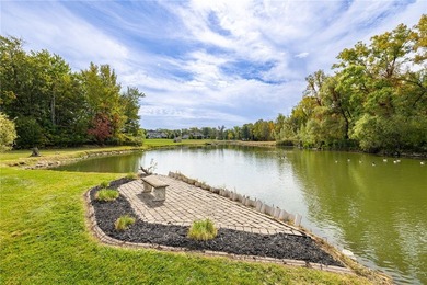 Welcome to this stunning Webster estate in the highly desired - photo 48