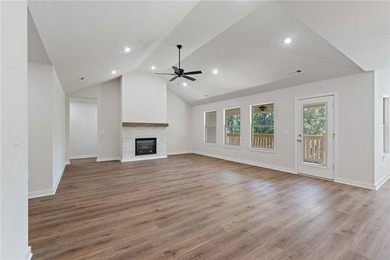Beautiful new construction featuring 4 bedrooms, 2 bathrooms - photo 8