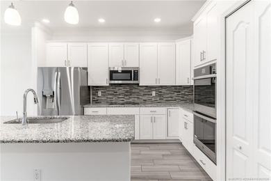 This is a gorgeous 4 bedroom, 3 bath with a 3 car garage plus - photo 6