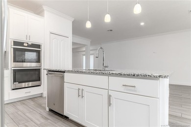 This is a gorgeous 4 bedroom, 3 bath with a 3 car garage plus - photo 7