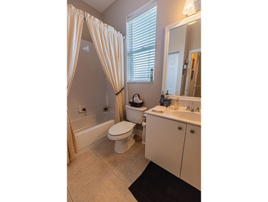 Welcome home to this beautifully maintained 3-bedroom, 2-bath - photo 9