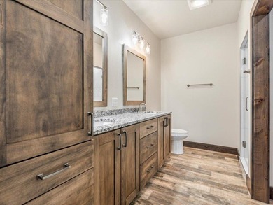 This beautiful Blueberry Pines Estates home has a private, end - photo 17