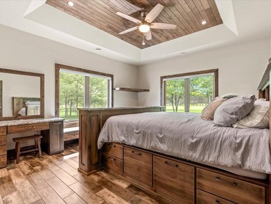 This beautiful Blueberry Pines Estates home has a private, end - photo 20