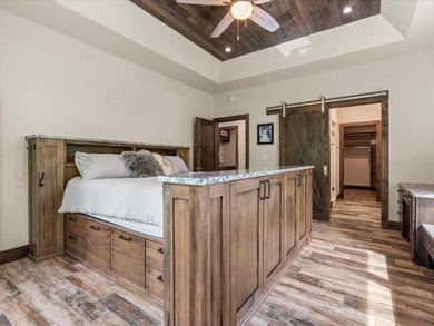 This beautiful Blueberry Pines Estates home has a private, end - photo 21