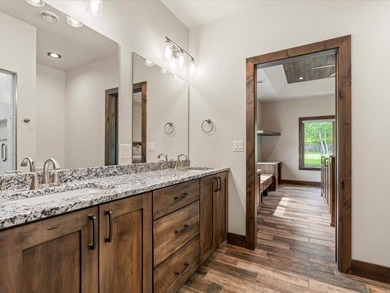 This beautiful Blueberry Pines Estates home has a private, end - photo 25