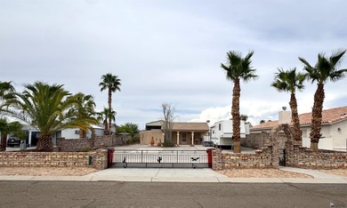 (private lake, pond, creek) Home For Sale in Yuma Arizona