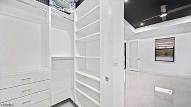 Welcome to your dream home! Nestled on a spacious lot, in front - photo 21
