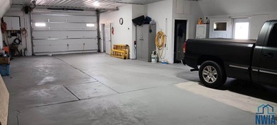 Check out this Riverside warehouse, which is insulated and