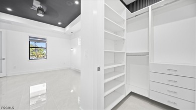 Welcome to your dream home! Nestled on a spacious lot, in front - photo 28