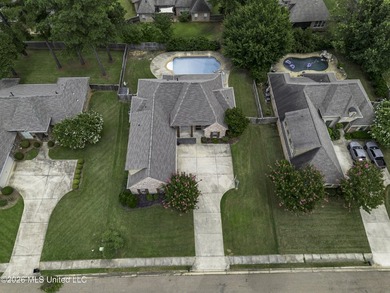 Welcome home to this exceptional 4-bedroom, 3-bath home in the - photo 8