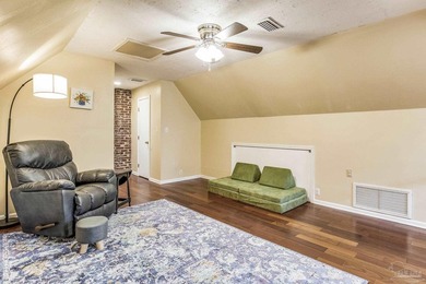 East Hill Charm with Detached Guest Cottage & Exceptional - photo 33