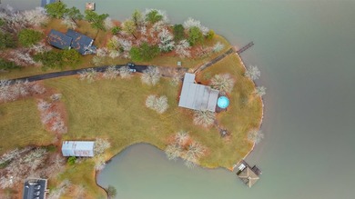 SUNSETS AND VIEWS FOR DAYS! This stunning fee simple lake home - photo 9