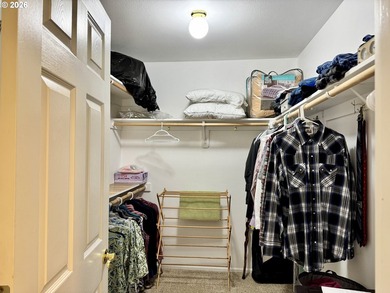 This incredibly well maintained 3-bedroom, 2-bath home offers 1 - photo 20