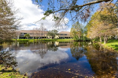(private lake, pond, creek) Townhome/Townhouse For Sale in St. Petersburg Florida