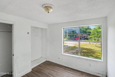 Investor Special! Great opportunity for investors, flippers, or - photo 8