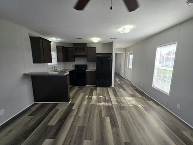 Additional listing photo 1