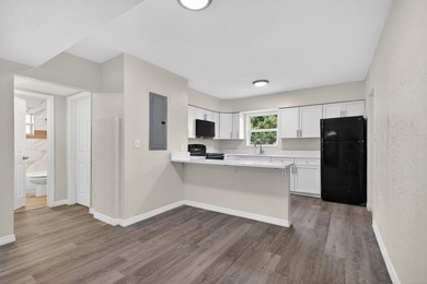 Move-in ready! This beautifully renovated home offers 3 bedrooms - photo 15