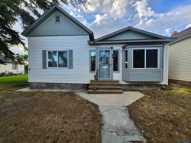 Lake Home For Sale in Green River, Wyoming