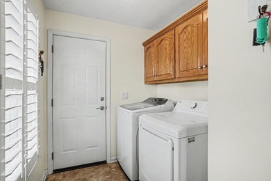 Back on the market through no fault of the seller and newly - photo 26