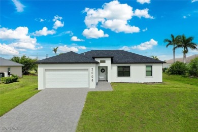 Cape Coral Lakes Area Home For Sale in Cape Coral Florida