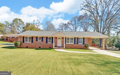 Lake Home Off Market in Hartwell, Georgia