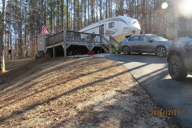 Lake Sinclair Home For Sale in Sparta Georgia