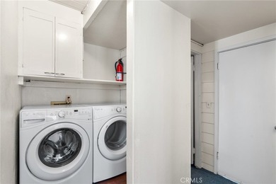 Balboa Island duplex with desirable large configuration units - photo 13