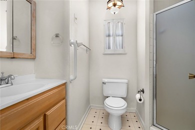 Balboa Island duplex with desirable large configuration units - photo 21