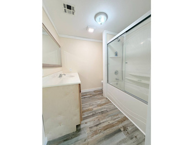 Discover the perfect starter home or weekend getaway in this - photo 21