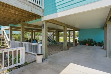 Custom built post Harvey. This 3/2 island home includes an - photo 22