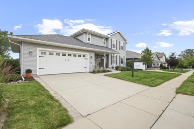 This beautifully maintained two-story home welcomes you with an - photo 30