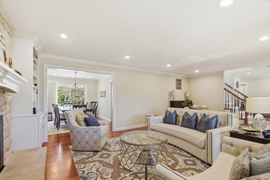 Nestled in Saratoga's highly coveted Golden Triangle, this - photo 4