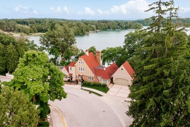 Wake up to lake views & idyllic village setting in this - photo 2