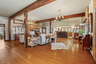 Wake up to lake views & idyllic village setting in this - photo 8