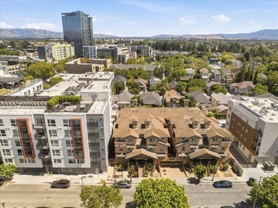 OPEN HOUSE SAT/SUN Corner END Unit with Back Yard, Located in - photo 1
