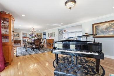 Exquisite Hayden Home in Smokerise with breathtaking panoramic - photo 11