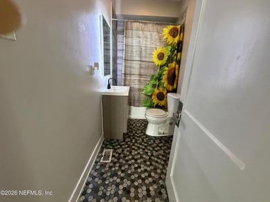 Turnkey income property in Riverside - walking distance to Five - photo 7